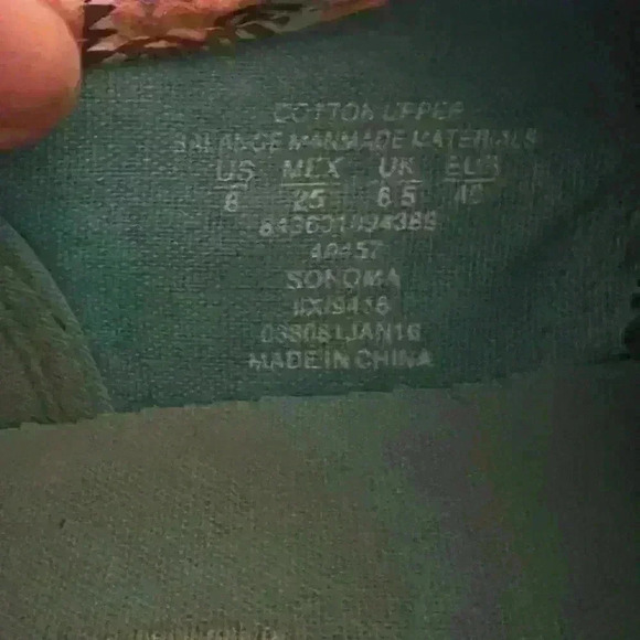 Colorful sneakers size 8 - Picture 8 of 8